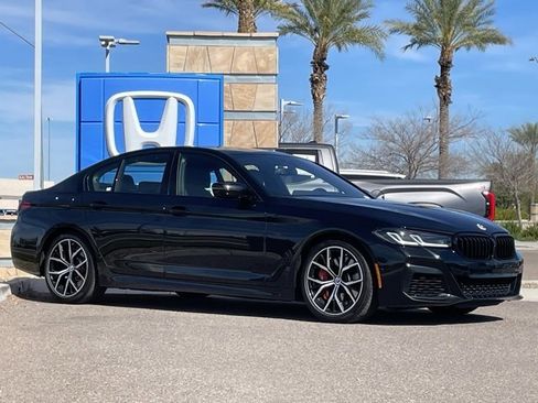 Used 2023 BMW M550i xDrive w/ Executive Package image 4