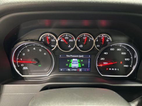 Used 2022 Chevrolet Silverado 1500 RST w/ Safety Package AWD/4WD image 17