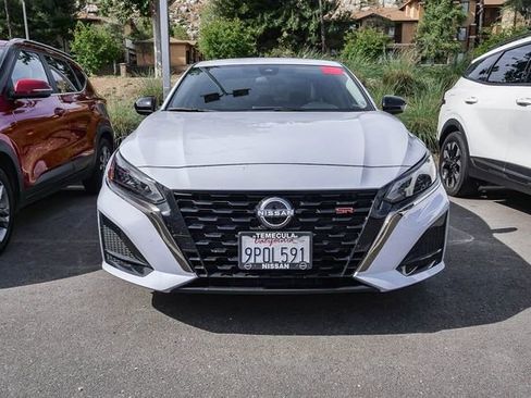 Used 2025 Nissan Altima 2.5 SR FWD image 5