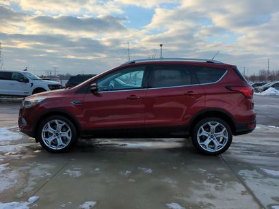 Used 2019 Ford Escape Titanium w/ U9j03 - Titanium Tow Package