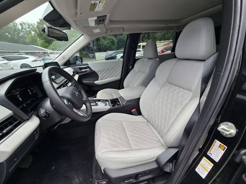 Used 2024 Mitsubishi Outlander SEL AWD/4WD image 4