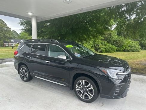 Used 2023 Subaru Ascent Touring AWD/4WD image 32