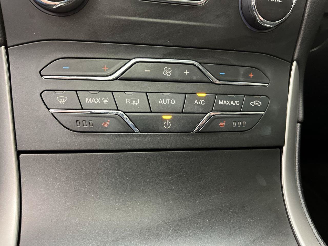 Certified 2020 Ford Edge SEL w/ Convenience Package AWD/4WD image 27