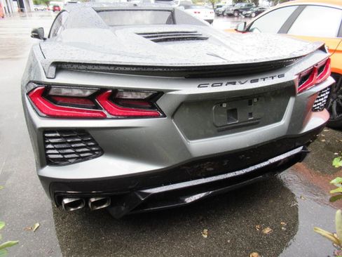 Used 2022 Chevrolet Corvette Stingray Preferred Conv w/ Z51 Performance Package RWD image 6