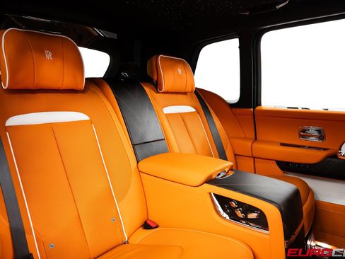 Used 2023 Rolls-Royce Cullinan AWD/4WD image 40