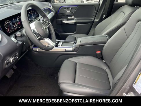 New 2026 Mercedes-Benz GLB 250 4MATIC image 23