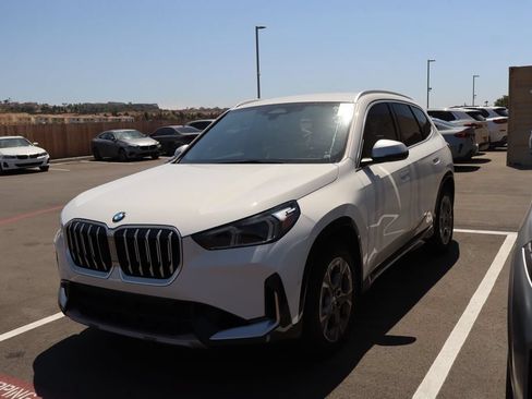 Used 2023 BMW X1 xDrive28i w/ Convenience Package AWD/4WD image 2