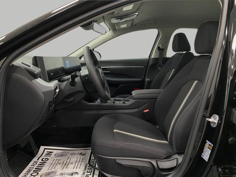 Certified 2025 Hyundai Sonata SE FWD image 28