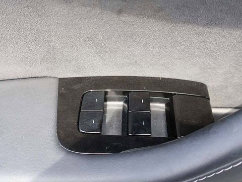 Used 2021 Tesla Model Y Long Range AWD/4WD image 49