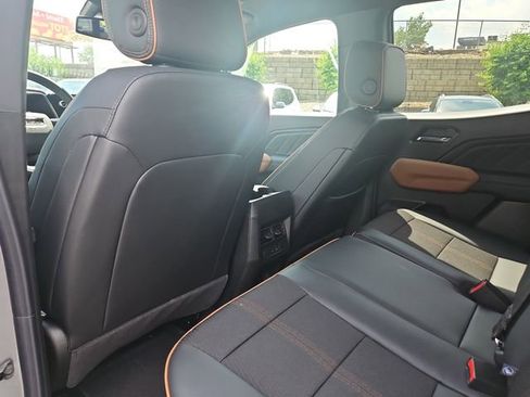 New 2026 GMC Canyon AT4 AWD/4WD image 11