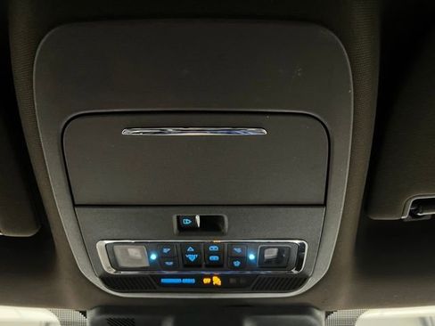 Used 2025 Ford F350 King Ranch AWD/4WD image 41