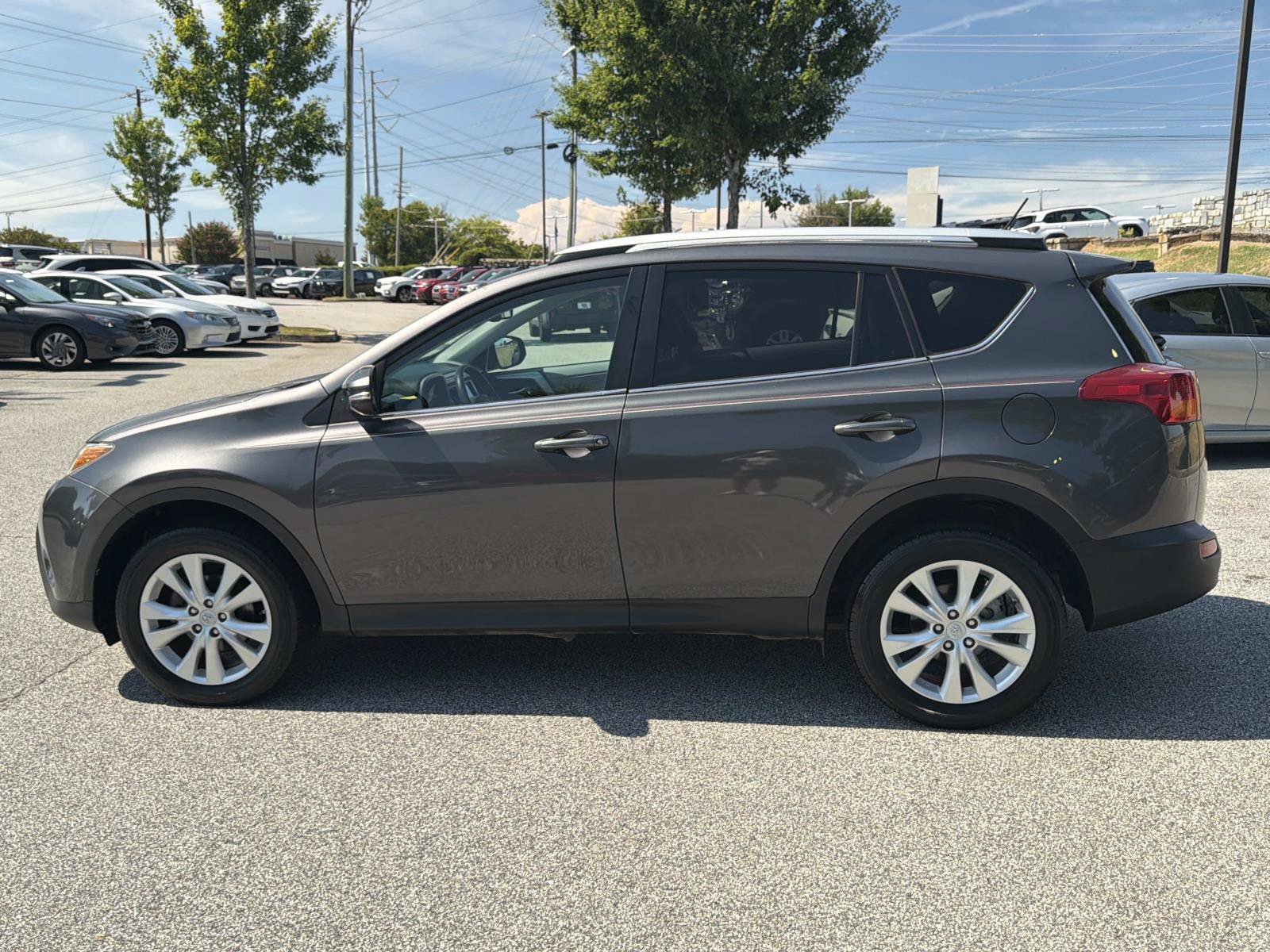 Used 2013 Toyota RAV4 Limited AWD/4WD image 6