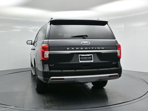 Certified 2024 Ford Expedition Max XLT image 32