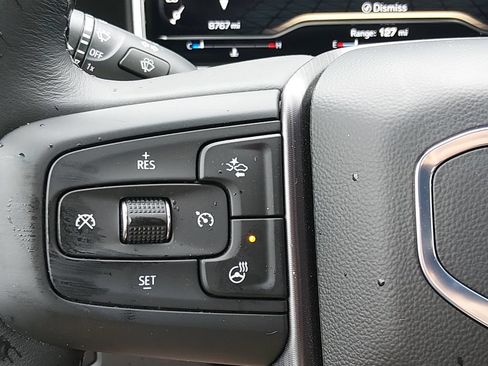 Used 2025 GMC Sierra 2500 Denali Ultimate AWD/4WD image 23