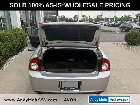 Used 2010 Chevrolet Malibu LTZ w/ HFV6 Engine Package FWD image 8