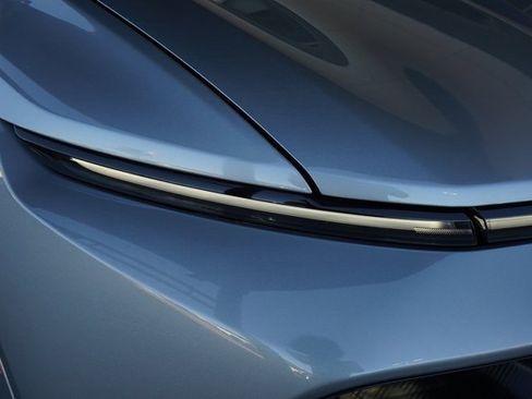 New 2025 Chevrolet Equinox EV LT image 12