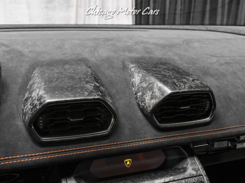 Used 2018 Lamborghini Huracan Performante image 14
