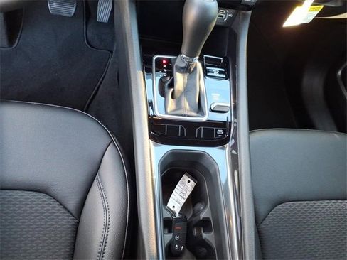 New 2026 Jeep Compass Latitude image 15