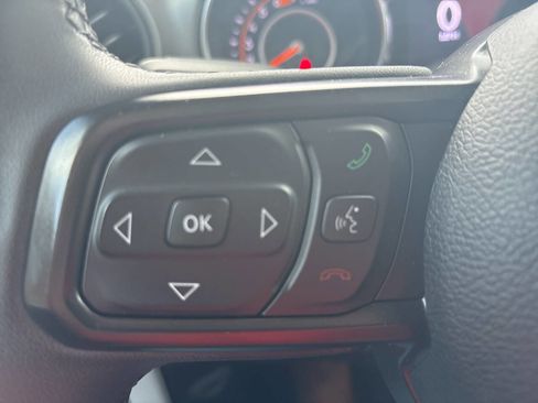 Used 2023 Jeep Wrangler Sport image 28