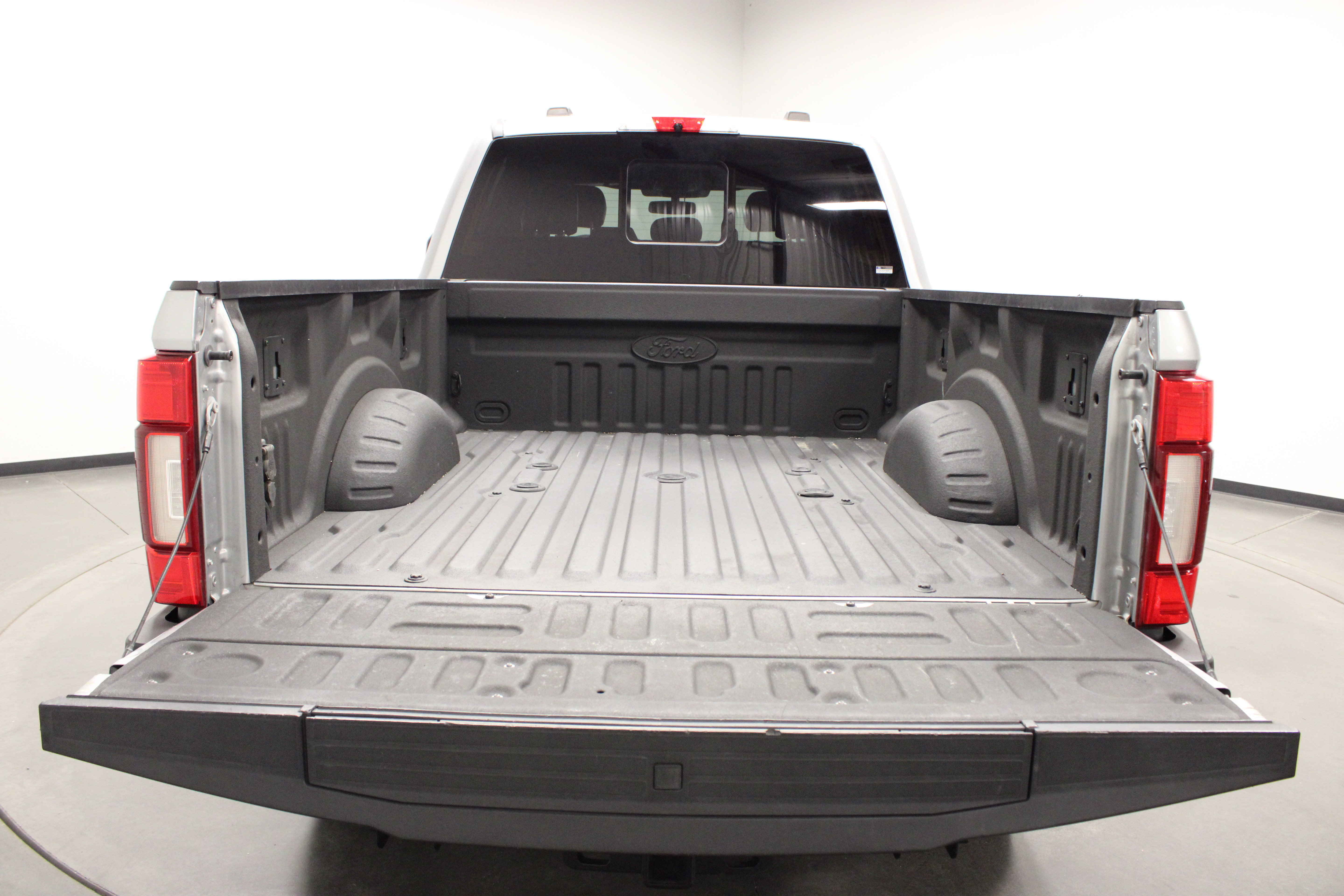 Used 2020 Ford F250 Platinum AWD/4WD image 17