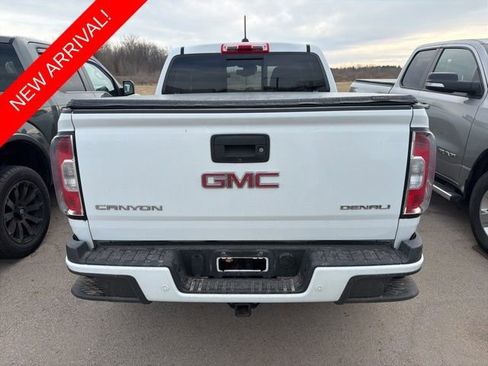 Used 2019 GMC Canyon Denali image 9
