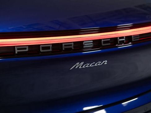 New 2026 Porsche Macan AWD/4WD image 19