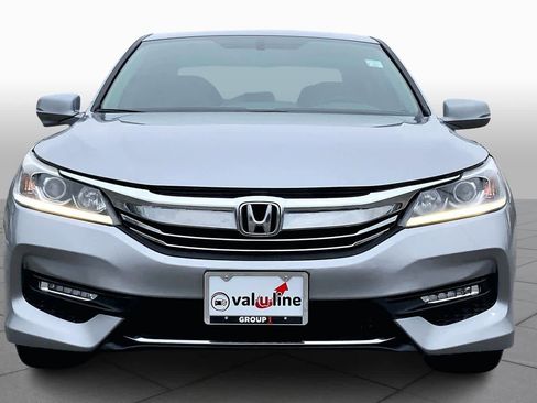 Used 2017 Honda Accord EX-L image 4