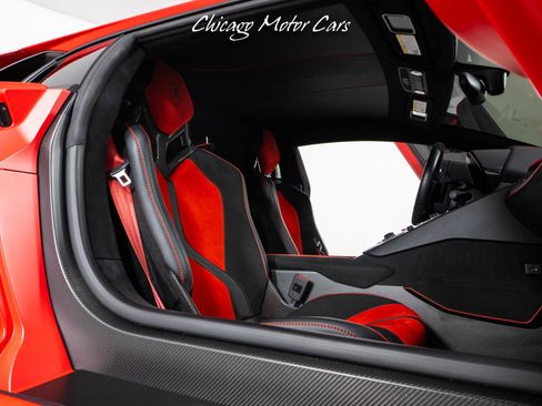 Used 2019 Lamborghini Aventador SVJ AWD/4WD image 46