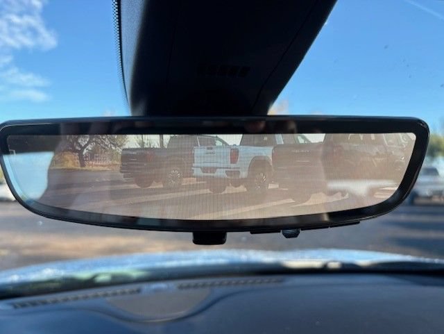 Used 2023 Buick Enclave Avenir w/ Avenir Technology Package FWD image 21