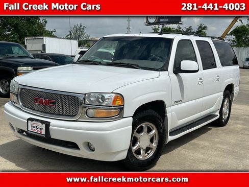 Used 2002 GMC Yukon XL Denali AWD/4WD image 1
