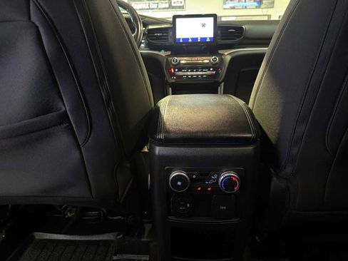 Used 2020 Ford Explorer XLT w/ Comfort Package AWD/4WD image 36