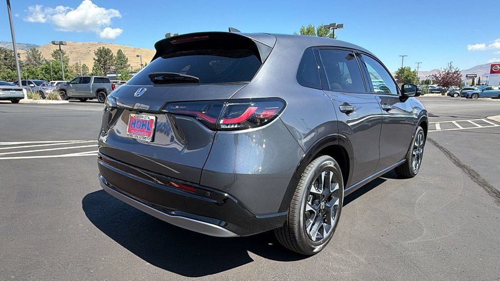 New 2027 Honda HR-V EX-L image 3