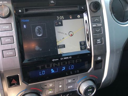 Used 2018 Toyota Tundra Limited w/ Limited Premium Package image 9