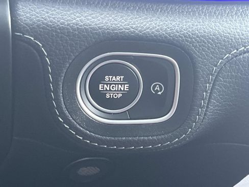 Certified 2024 Mercedes-Benz GLE 450 4MATIC image 34