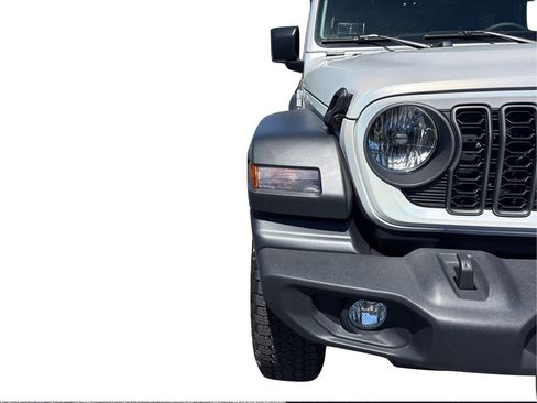 Used 2025 Jeep Wrangler Sport AWD/4WD image 32