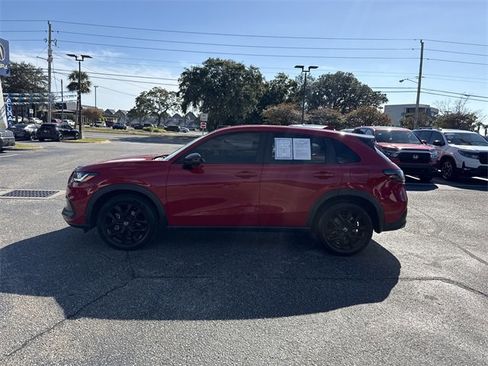 Certified 2023 Honda HR-V Sport image 8