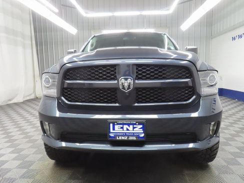 Used 2018 RAM 1500 Express w/ Express Value Package image 32