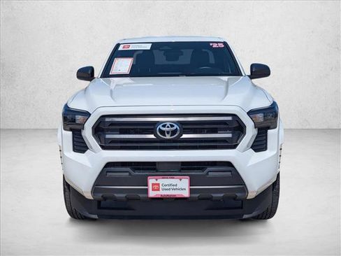 Used 2025 Toyota Tacoma SR image 2
