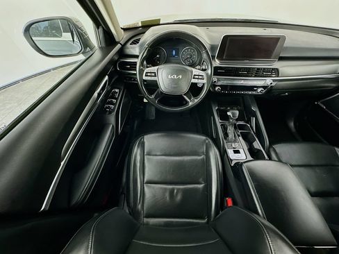 Used 2022 Kia Telluride LX AWD/4WD image 9