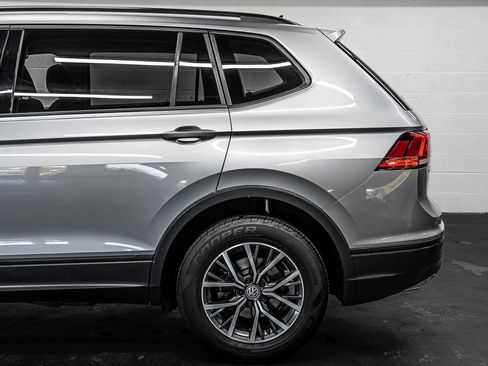 Used 2021 Volkswagen Tiguan S image 13