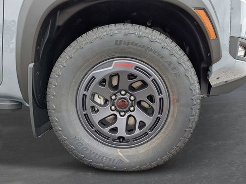 New 2026 Nissan Frontier PRO-4X w/ Pro-4x Convenience Package image 9