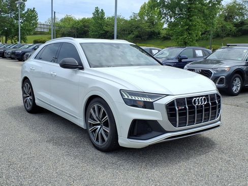 Used 2023 Audi SQ8 Prestige AWD/4WD image 3