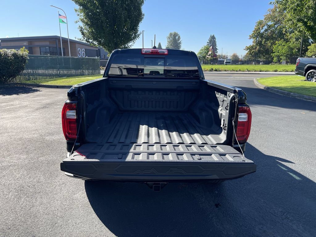 Used 2023 GMC Canyon Denali AWD/4WD image 27