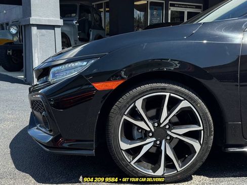 Used 2019 Honda Civic Sport Touring image 13