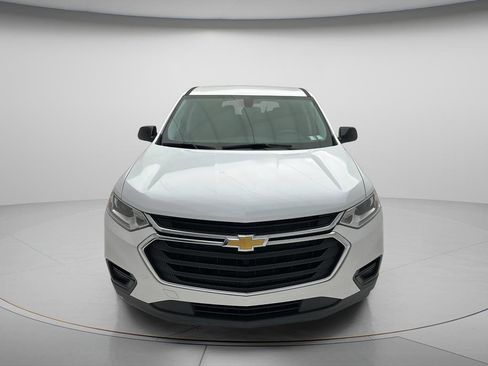 Used 2020 Chevrolet Traverse LS AWD/4WD image 2