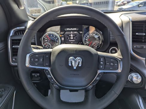 Used 2025 RAM 1500 Laramie image 17