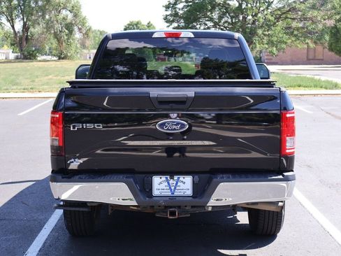 Used 2017 Ford F150 XLT image 6
