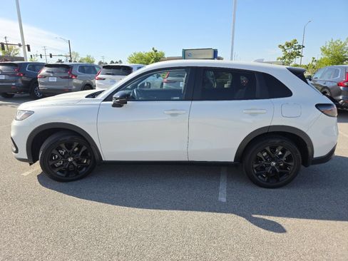 Certified 2023 Honda HR-V Sport image 16
