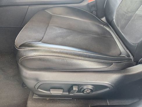 Used 2023 Jeep Grand Cherokee Altitude RWD image 23