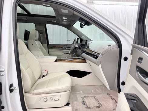 Used 2023 Cadillac Escalade ESV Premium Luxury Platinum w/ LPO, Radiant Package AWD/4WD image 52